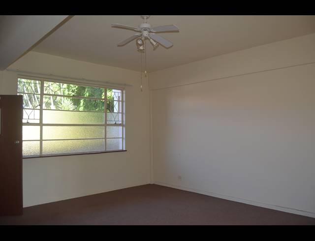 1 BEDROOM FLAT FOR SALE IN SCOTTBURGH CENTRAL
